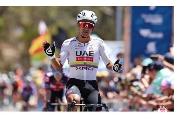 girodociclismo.com.br diretor da uae concede entrevista a alberto contador e utiliza expressao italiana para definir joao almeida che non molla mai image 3