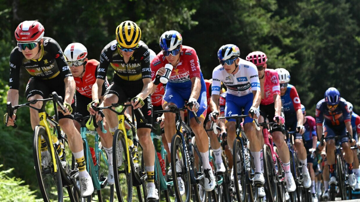 "É certo questionar se Jonas Vingegaard deveria procurar outra equipe", campeão do Tour de France critica duramente a Visma-Lease a Bike 3 girodociclismo.com.br e certo questionar se jonas vingegaard deveria procurar outra equipe campeao do tour de france critica duramente a visma image