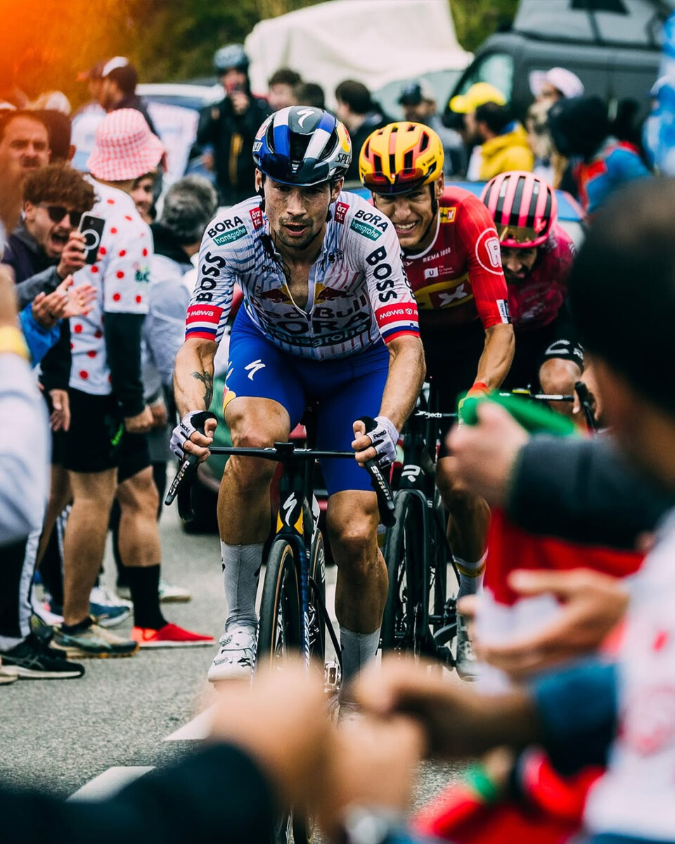 girodociclismo.com.br florian lipowitz admite surpresa com 3o lugar na classificacao geral nunca pensei em lutar pelo podio primoz roglic e o lider image 4
