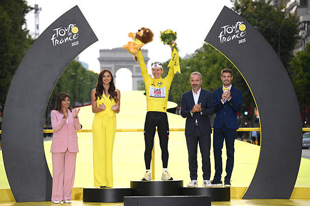 girodociclismo.com.br joao almeida teria subido ao podio do tour de france diretor da uae emirates analisa desempenho da equipe e 4a vitoria de tadej pogacar image 3