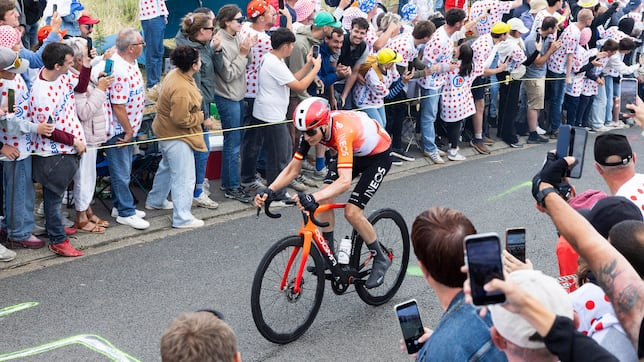 girodociclismo.com.br johan bruyneel analisa inicio do tour de france a visma parece um pouco mais forte e organizada do que a uae assista o video image 8