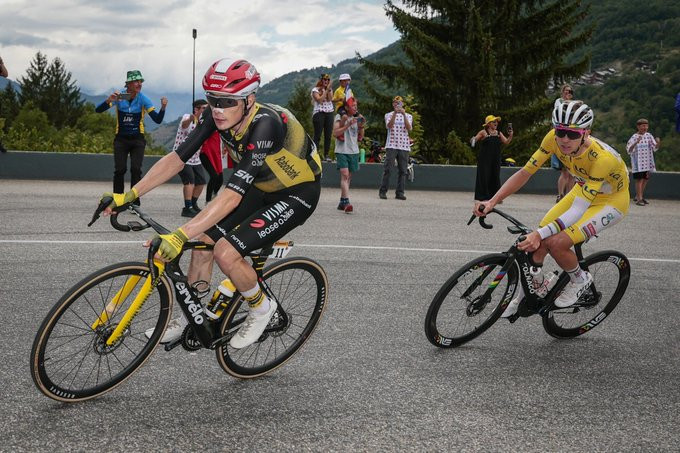 Johan Bruyneel critica tática da Visma-Lease a Bike "deram a Tadej Pogacar tudo o que queriam evitar", assista o vídeo 3 girodociclismo.com.br johan bruyneel critica tatica da visma lease a bike deram a tadej pogacar tudo o que queriam evitar assista o video image 2