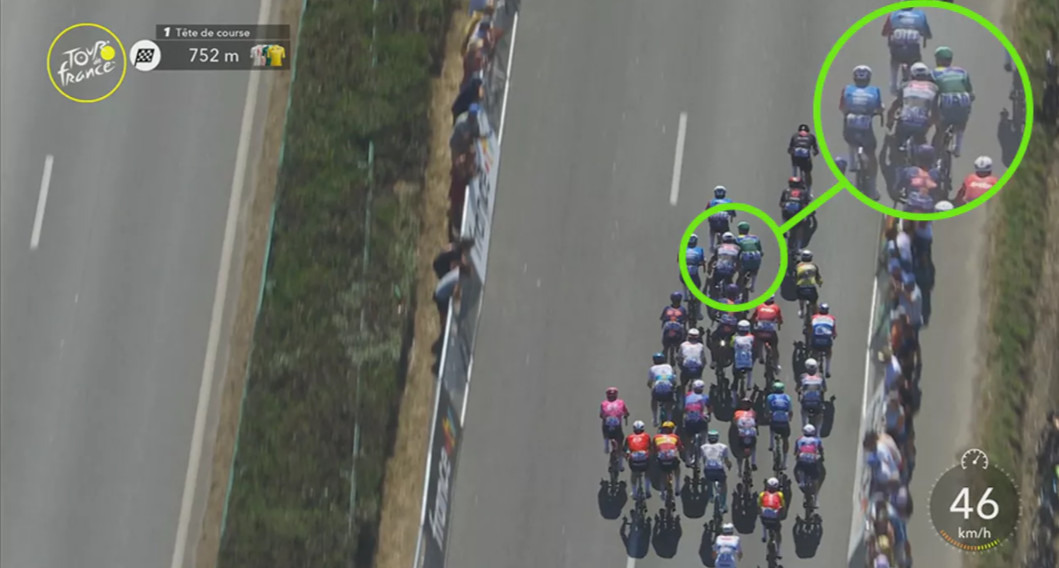 girodociclismo.com.br jonathan milan sofre penalizacao apos vitoria no tour de france italiano teria obstruido a passagem de mathieu van der poel assista o video image 2