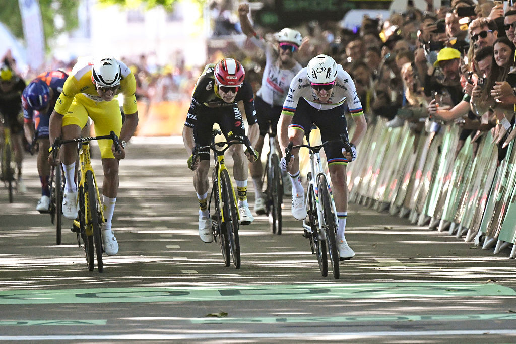 girodociclismo.com.br lenda do ciclismo surpreso com progresso de jonas vingegaard ele esta se tornando como tadej pogacar image 1