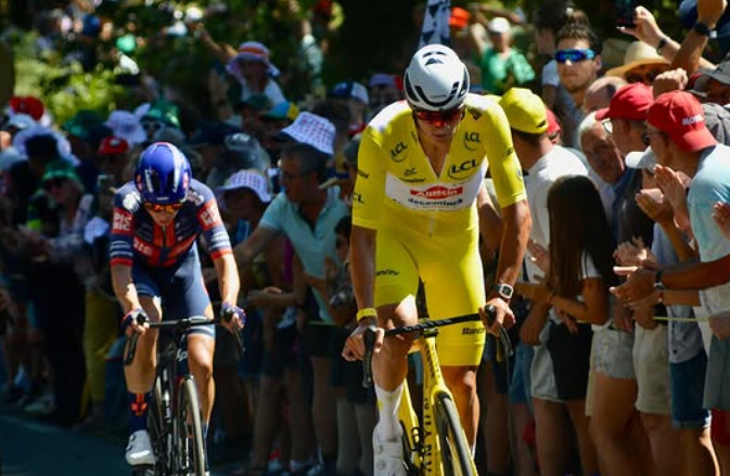 girodociclismo.com.br mathieu van der poel analisa a perda da camisa amarela as vezes me pergunto como todos os outros se recuperam tao bem assista a entrevista image