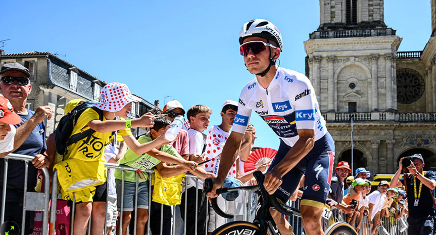 girodociclismo.com.br remco evenepoel acabou a brincadeira de esconde esconde comecam as montanhas no tour de france image