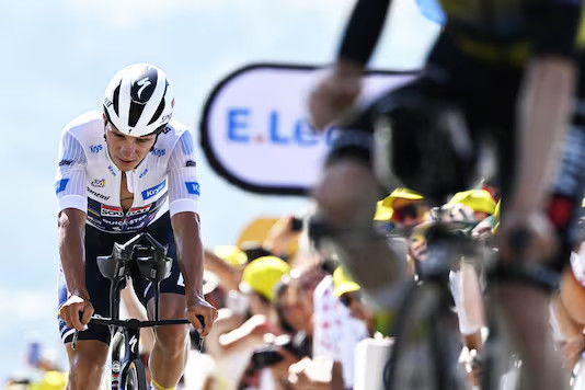 Remco Evenepoel desaba após contrarrelógio: "Estou realmente decepcionado, a camisa branca não me importa" 3 girodociclismo.com.br remco evenepoel desaba apos contrarrelogio estou realmente decepcionado a camisa branca nao me importa image 2