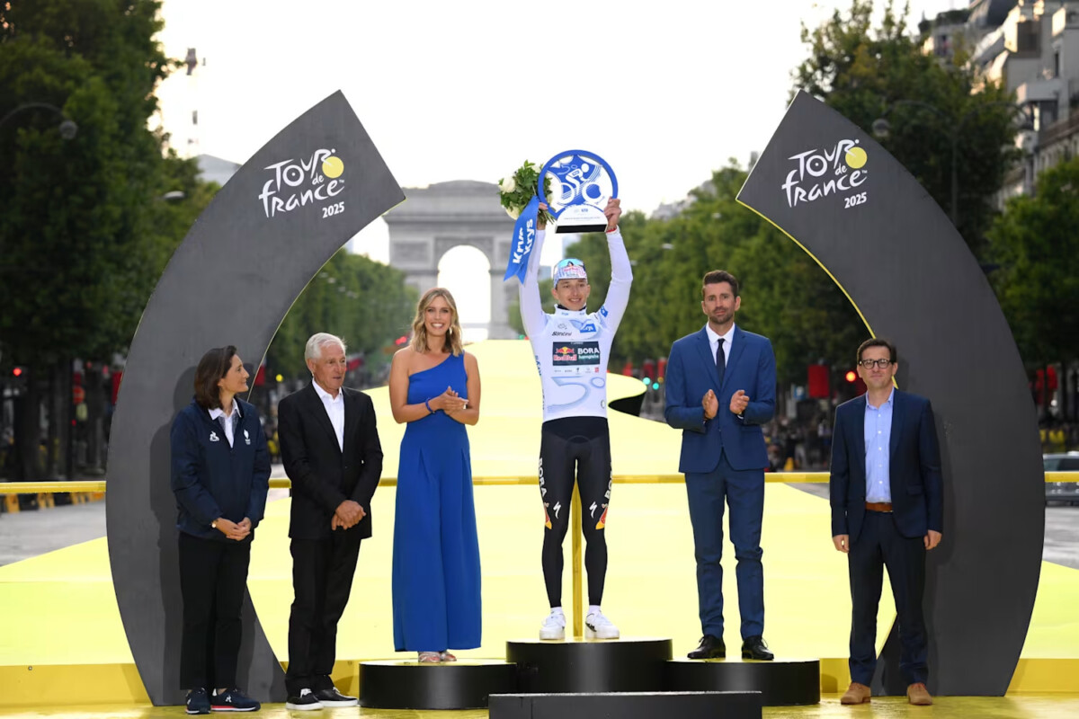girodociclismo.com.br tadej pogacar vence o tour de france e embolsa mais de 620 mil euros confira os premios por ciclista e por equipe image 6