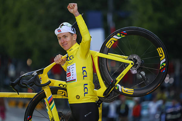 girodociclismo.com.br tadej pogacar vence o tour de france e embolsa mais de 620 mil euros confira os premios por ciclista e por equipe image