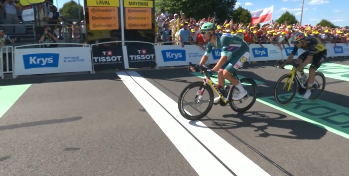 Tour de France 2025: Jonathan Milan bate Wout van Aert no sprint e vence 8ª etapa; confira os resultados e a chegada 6 girodociclismo.com.br tour de france 2025 jonathan milan bate wout van aert no sprint e vence 8a etapa confira os resultados e a chegada image