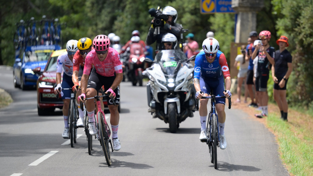 Tour de France 2025: Resultados da 17ª etapa, Jonathan Milan vence em sprint com grande queda; confira os resultados e a chegada 1 girodociclismo.com.br tour de france 2025 resultados da 17a etapa image
