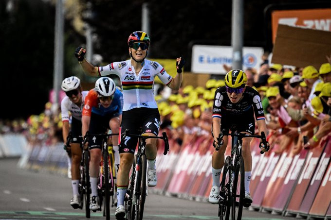 girodociclismo.com.br tour de france femmes kim le court vence 5a etapa marcada por quedas e assume a lideranca confira os resultados e a chegada image