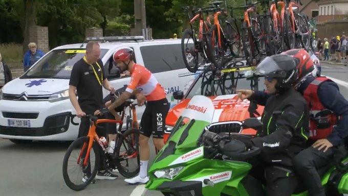 girodociclismo.com.br tour de france filippo ganna abandona competicao italiano sofre forte queda e nao consegue permanecer na prova image