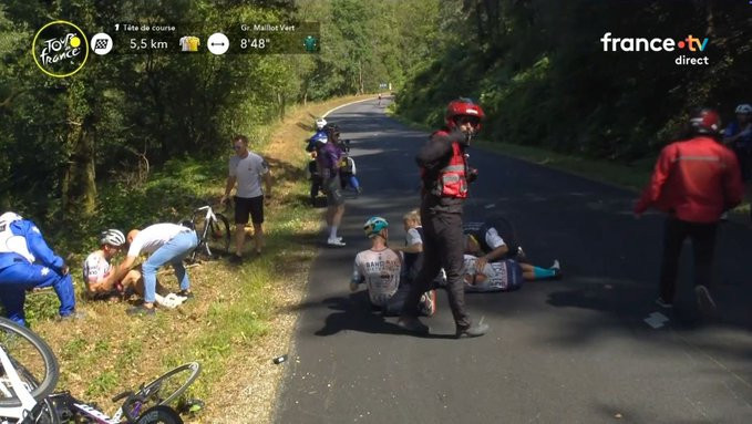 girodociclismo.com.br tour de france tadej pogacar vence no mur de bretagne e retoma a lideranca joao almeida sofre forte queda confira os resultados e a chegada image 7