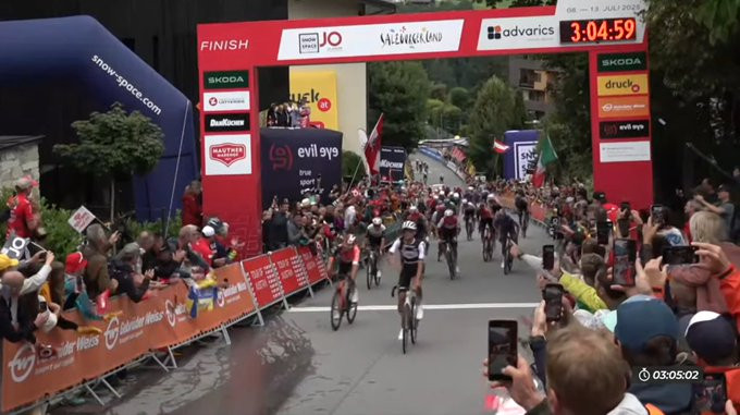girodociclismo.com.br tour of austria uae emirates domina e isaac del toro vence 2a etapa confira os resultados e a chegada image 1