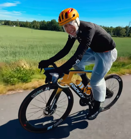 girodociclismo.com.br treinamento no calor ciclistas intensificam adaptacao as altas temperaturas antes do tour de france image
