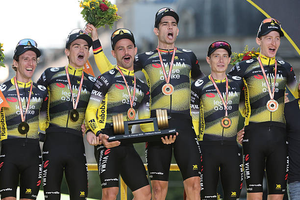 girodociclismo.com.br uae emirates xrg lidera ranking por equipes uci confira o ranking e a disputada luta contra o rebaixamento image 2