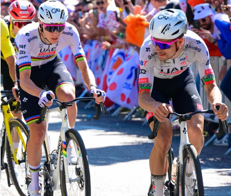 girodociclismo.com.br uae emirates xrg mantem confianca diante da ofensiva da visma lease a bike no tour de france image 7