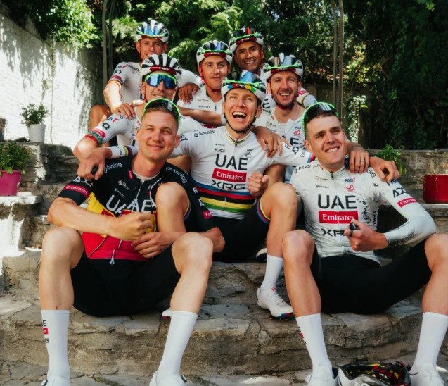 girodociclismo.com.br uae emirates xrg recebe criticas pela formacao da equipe eles estao realmente se arriscando com isso afirma jornalista holandes image 2