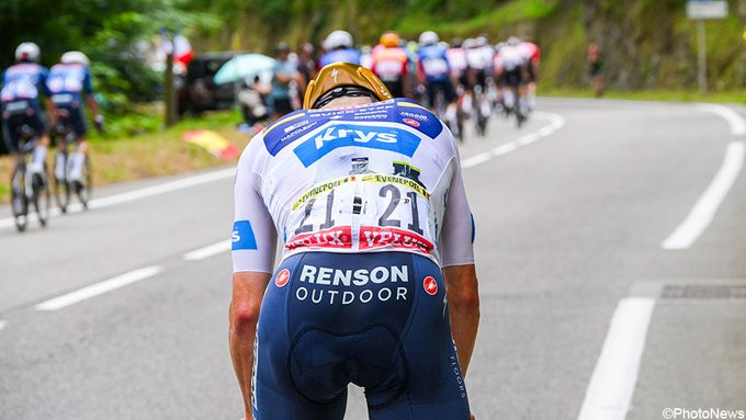 girodociclismo.com.br um ciclista do seu calibre nao deveria se deixar ridicularizar ex diretor da soudal quick step reage ao abandono de remco evenepoel image 2