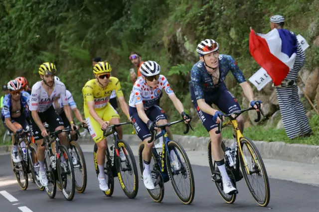girodociclismo.com.br vingegaard roglic e evenepoel precisam se unir para vencer tadej pogacar afirma campeao da vuelta a espana image 6