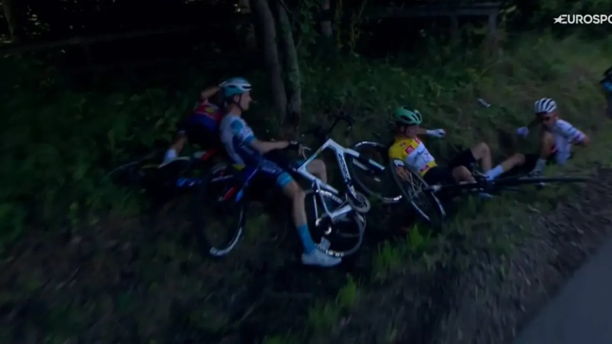 Ciclista da UAE Emirates-XRG está em coma induzido, atleta sofreu grave acidente no Tour da Polônia 2 girodociclismo.com.br ciclista da uae emirates e mantido em coma induzido apos grave acidente image 3