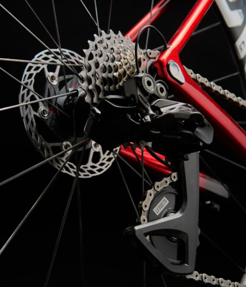 girodociclismo.com.br colnago lanca a exclusiva c68 rossa em homenagem a largada da vuelta em turim image 10