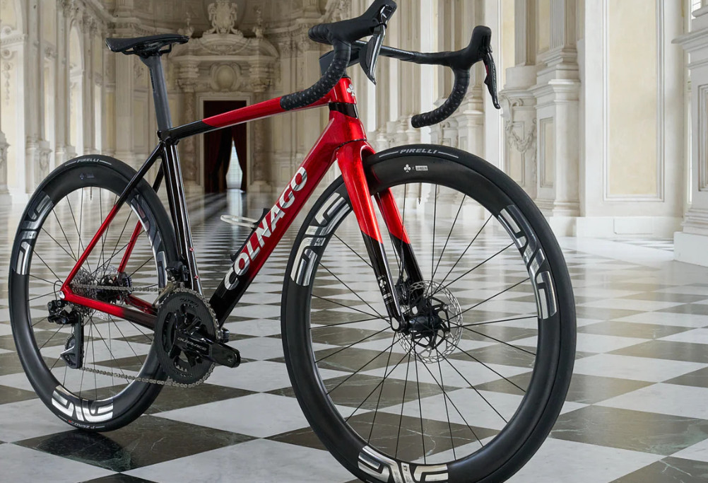 girodociclismo.com.br colnago lanca a exclusiva c68 rossa em homenagem a largada da vuelta em turim image 3