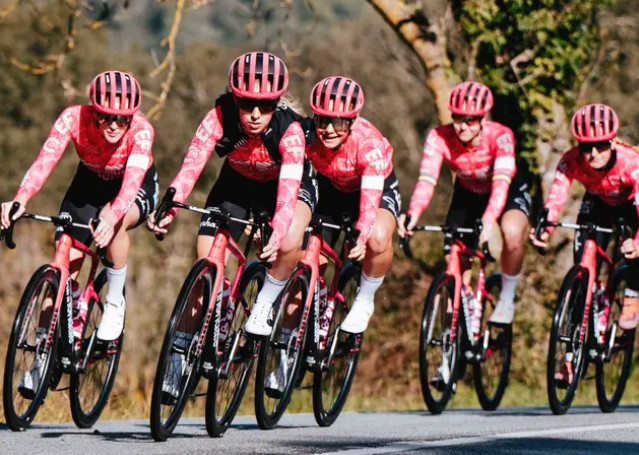 girodociclismo.com.br equipes do worldtour emitem forte comunicado a uci estamos chocados e decepcionados afirmam apos desclassificacao no tour de romandie image 4