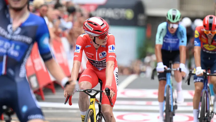 girodociclismo.com.br jonas vingegaard critica sprint de david gaudu na 3a etapa da vuelta nao freou na curva pode nao ter sido a atitude mais legal image 6