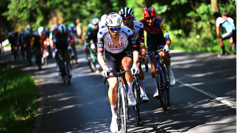 Juan Ayuso revela otimismo para a Vuelta a España após o 2º lugar no Circuito Getxo "estou com boas sensações" 2 girodociclismo.com.br juan ayuso revela otimismo para a vuelta a espana apos o 2o lugar no circuito getxo image