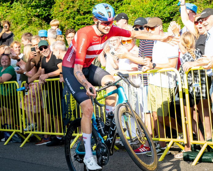 girodociclismo.com.br mads pedersen e campeao do tour da dinamarca com vitoria na etapa final confira os resultados e a chegada image 6