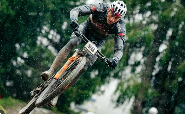 girodociclismo.com.br mathieu van der poel encara desafio em les gets antes do mundial de mountain bike meu objetivo e permanecer na bike para variar image 3
