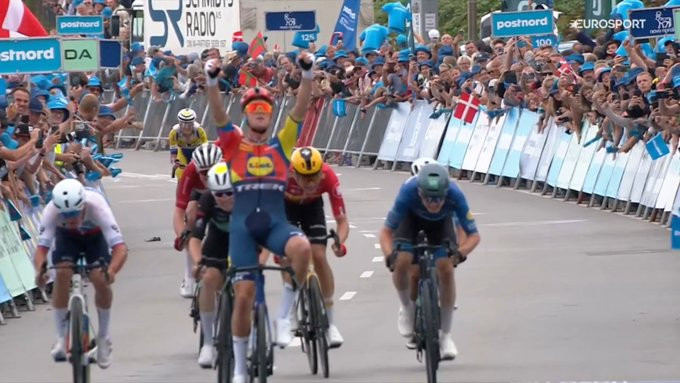 Mads Pedersen vence a 1ª etapa do Tour da Dinamarca e assume liderança, confira os resultados e a chegada 5 girodociclismo.com.br pedersen brilha na abertura do postnord tour of denmark image 5