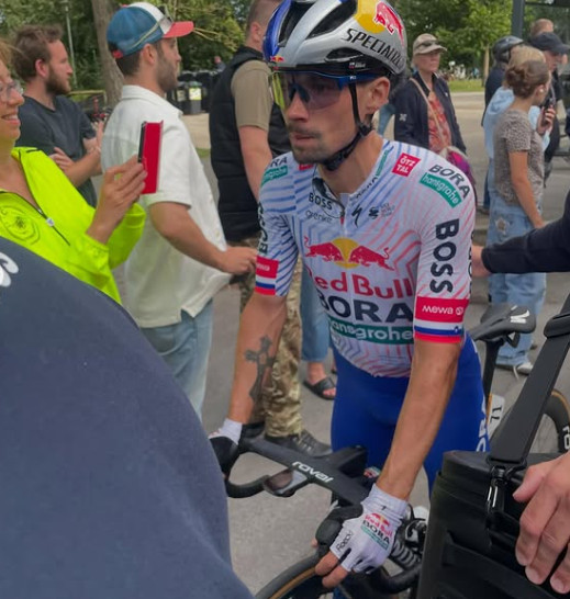 girodociclismo.com.br primoz roglic fala com cautela sobre a chegada de remco evenepoel a red bull bora nao sei se vou correr o tour de france image