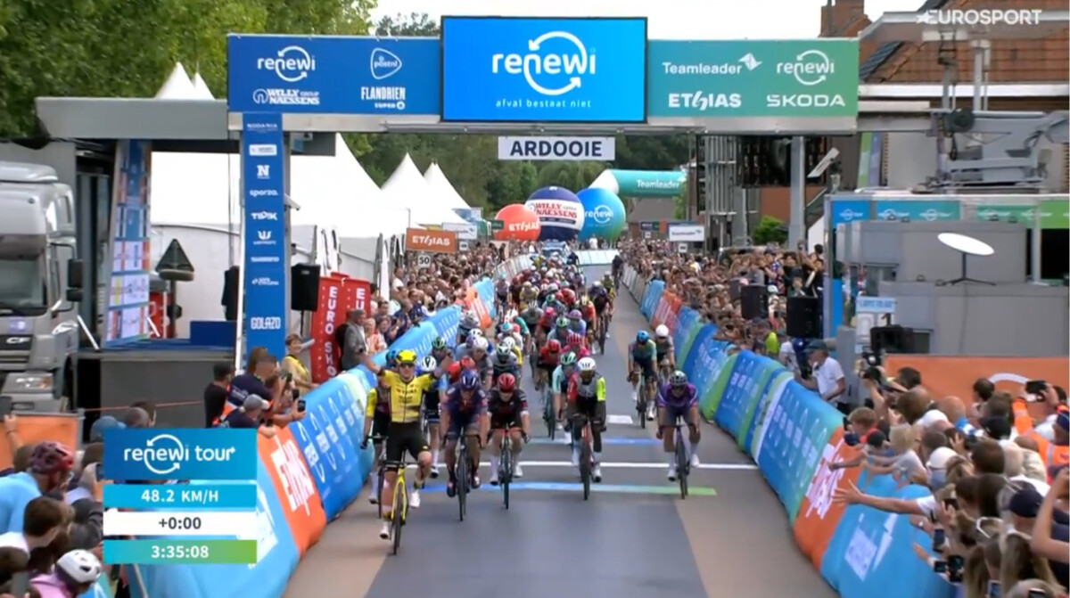 girodociclismo.com.br renewi tour olav kooij vence a 2a etapa e assume a lideranca confira os resultados e a chegada image 6