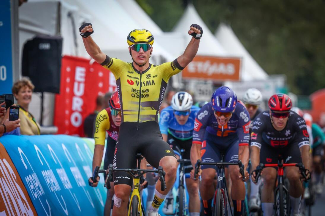 girodociclismo.com.br renewi tour olav kooij vence a 2a etapa e assume a lideranca confira os resultados e a chegada image 7