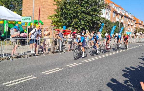girodociclismo.com.br soren waerenskjold vence a 2a etapa do tour da dinamarca mads pedersen segue lider confira os resultados e a chegada image