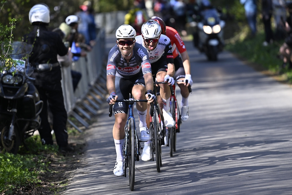 Soudal Quick-Step anuncia a contratação de dois novos ciclistas, saída de Remco Evenepoel provoca ritmo forte de contratações 3 girodociclismo.com.br soudal quick step anuncia contratacao de dois novos ciclistas saida de remco evenepoel provoca ritmo forte de contratacoes image 6