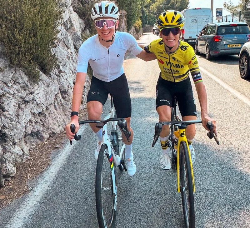 Tadej Pogacar e Pauline Ferrand-Prévot treinam juntos na França "inspirador ouvir os conselhos do Tadej depois do Tour" 1 girodociclismo.com.br tadej pogacar e pauline ferrand prevot treinam juntos na franca image 2