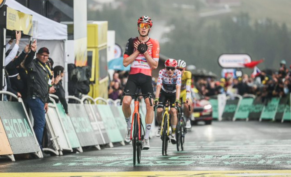 Tadej Pogacar recebeu vaias do público francês e desistiu de vitória no Tour de France, "a equipe decidiu manter os franceses do seu lado" revela Michael Storer 2 girodociclismo.com.br tadej pogacar recebeu vaias do publico frances e desistiu de vitoria no tour de france a equipe decidiu manter os franceses do seu lado revela michael storer image
