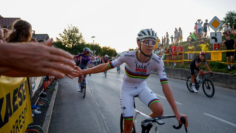 girodociclismo.com.br tadej pogacar vence criterium na eslovenia e fala sobre deixar ciclismo ja estou contando os anos ate a aposentadoria assista o video image 10
