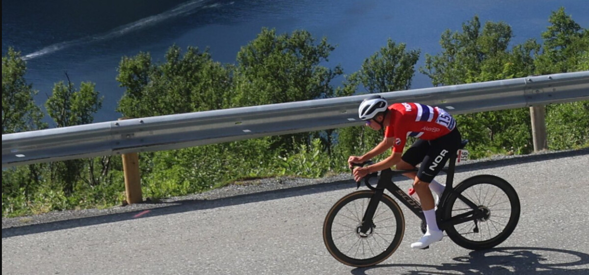 girodociclismo.com.br tom pidcock vence a etapa rainha da arctic race of norway corbin strong mantem a lideranca confira os resultados e a chegada image 15