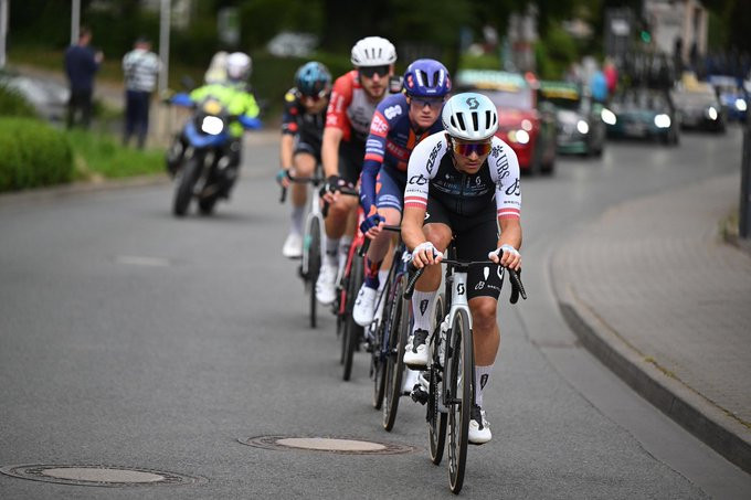 Tour da Alemanha: Riley Sheehan comemora antes e Jhonatan Narváez vence 2ª etapa, confira os resultados e a chegada 2 girodociclismo.com.br tour da alemanha riley sheehan comemora antes e jhonatan narvaez vence 2a etapa confira os resultados e a chegada image 6
