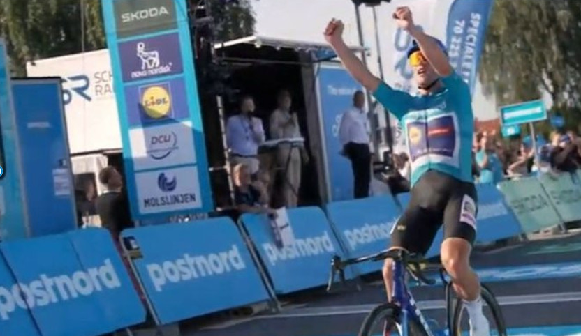 girodociclismo.com.br tour da dinamarca mads pedersen vence 4a etapa apos voo solo de 30km confira os resultados e a chegada image 9
