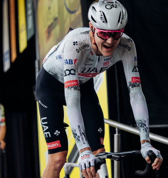 girodociclismo.com.br uae emirates anuncia equipe para a estreia no tour of britain com pavel sivakov lider e antonio morgado e rui oliveira confirmados image 2