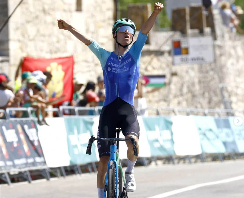 girodociclismo.com.br vuelta a burgos resultados da 3a etapa jovem prodigio leo bisiaux vence e assume lideranca geral confira os resultados e a chegada image 3