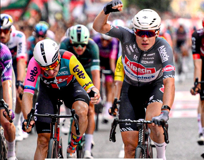 Vuelta a España 2025: Jasper Philipsen vence a 8ª etapa, Torstein Traeen mantém a liderança, confira os resultados e a chegada 1 girodociclismo.com.br vuelta a espana 2025 jasper philipsen vence a 8a etapa torstein traeen mantem a lideranca confira os resultados e a chegada image 14