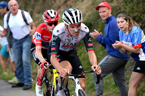 girodociclismo.com.br a uae precisa se concentrar apenas em joao almeida ele merece johan bruyneel analisa a vitoria do portugues na vuelta a espana assista o video image 3