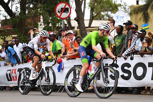 girodociclismo.com.br colnago apresenta a y1rs utilizada por tadej pogacar no mundial de ruanda image 14